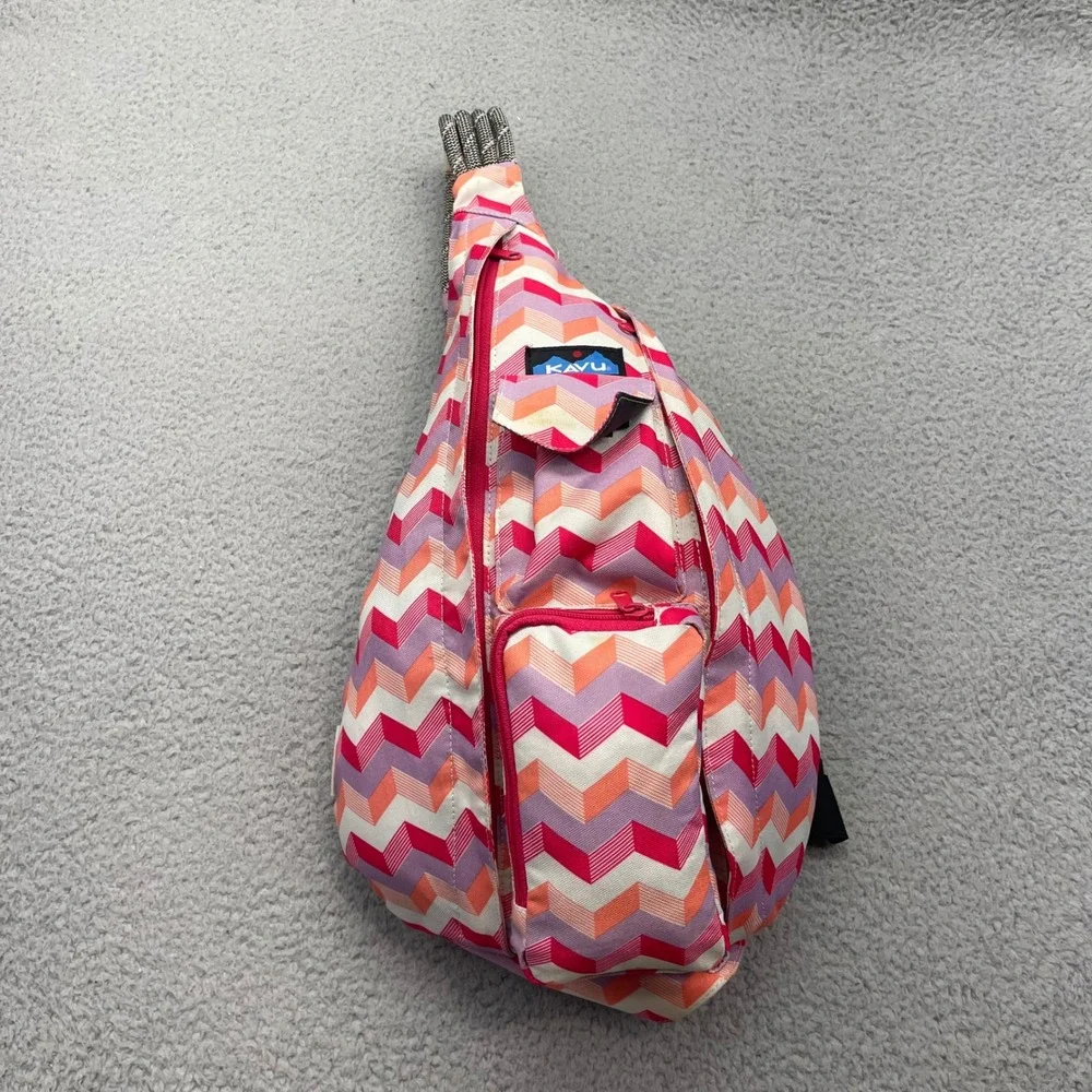 KAVU Rope‎ Bag Pink Chevron Canvas Adjustable Strap Crossbody Sling Backpack